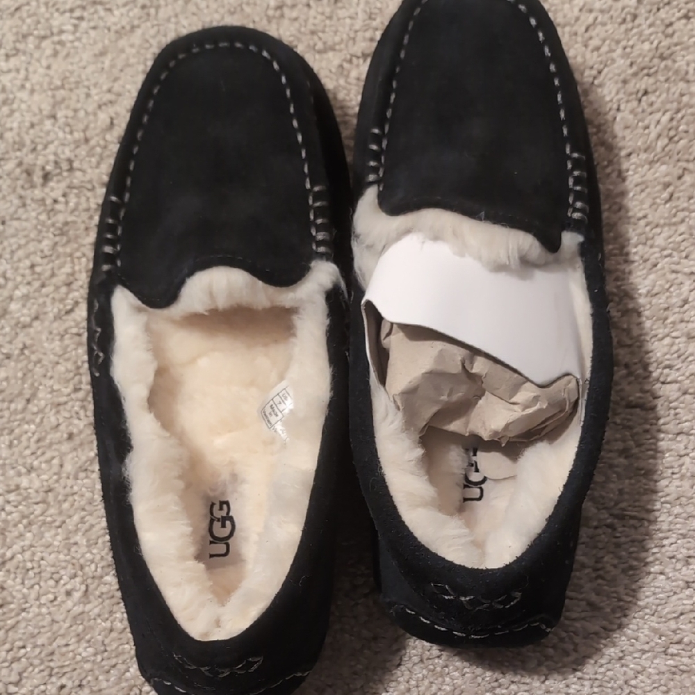 UGG Black Ansley Slippers